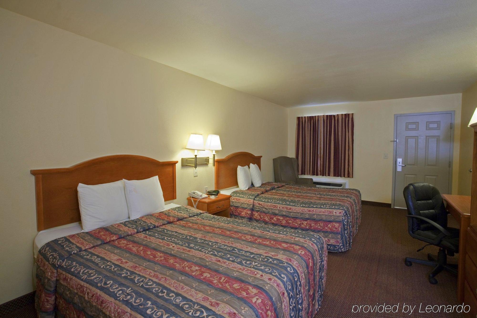 Americas Best Value Inn And Suites Little Rock Room photo